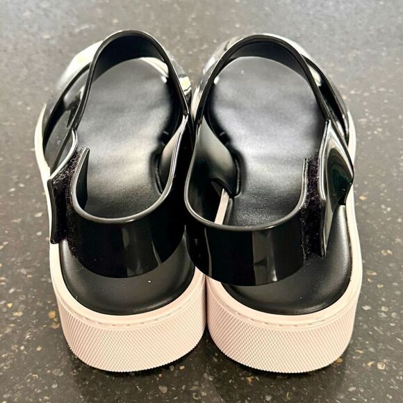 Melissa Soho Sandal | Black Patent - Picture 5 of 10